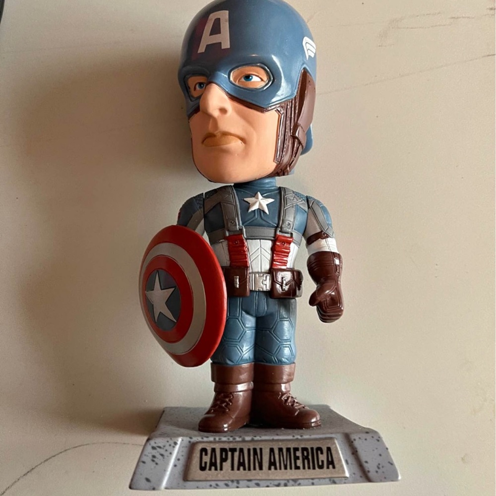 Captain America the First Avenger Wacky wobbler￼ Bobble head 2011 RARE